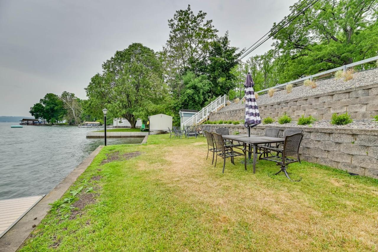 Lakefront Canandaigua Home With Dock And Kayak! Buitenkant foto