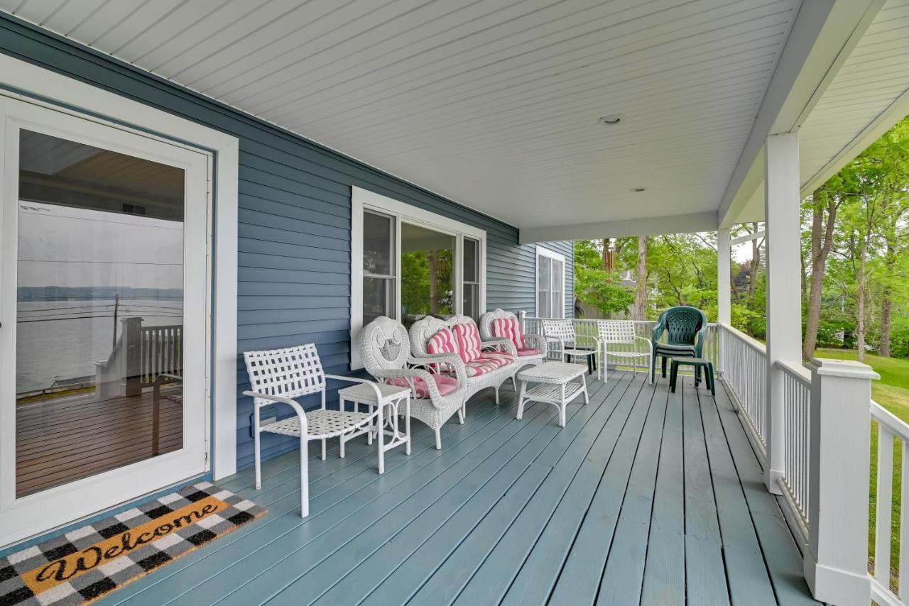 Lakefront Canandaigua Home With Dock And Kayak! Buitenkant foto